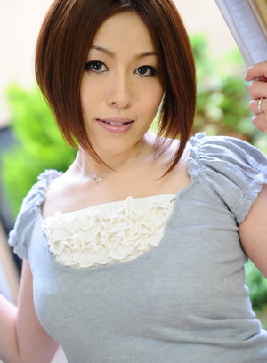 Short haired brunette wife Hiromi Tominaga...