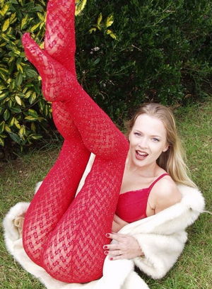 Tamara Noon spreading in exotic red pantyhose
