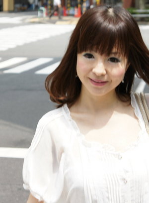 Beautiful cheating wife in white Ayu Kawashima...